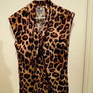 Cute lightweight top